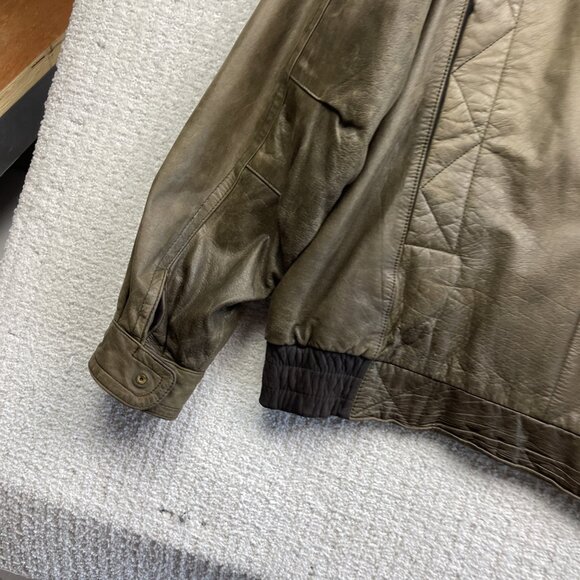 CORDOVAN Montreal Leather Bomber Jacket Military Style Olive Green Men Sz 42 VTG - Picture 14 of 16